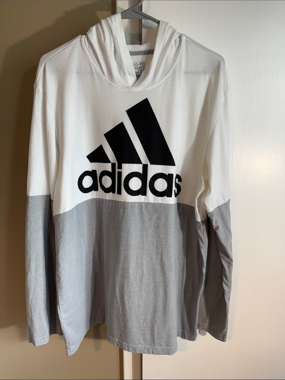 Adidas The Go-To Performance Tee Hoodie – Men's XL - Gently Used- Colorblock